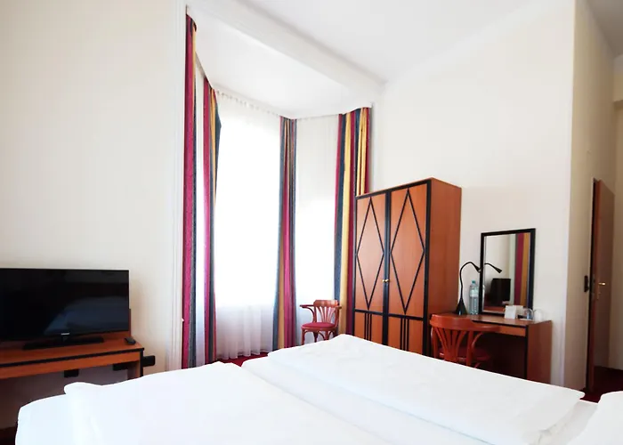 Drei Kronen Hotel 4*
