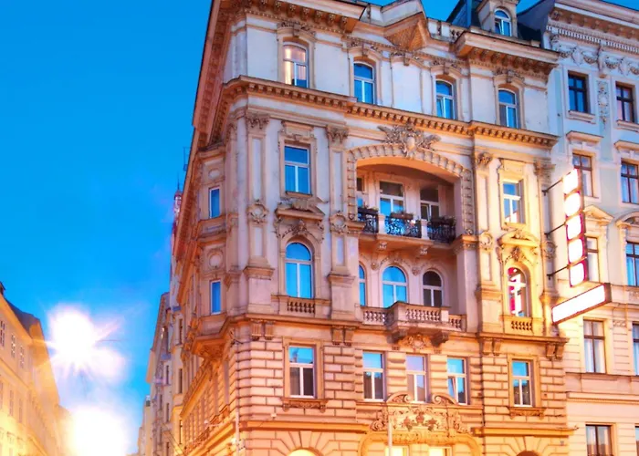 Hotel Drei Kronen 4*