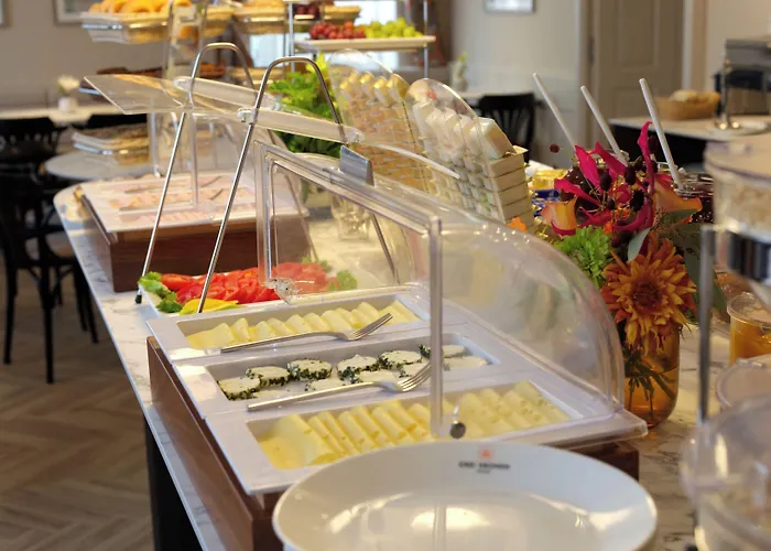 Hotel Drei Kronen 4*
